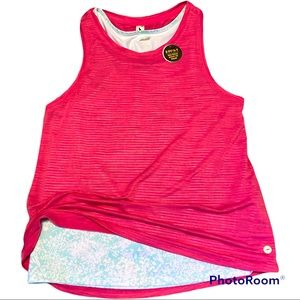 these tank tops are adorable! I love them but I grew out of them too quickly.